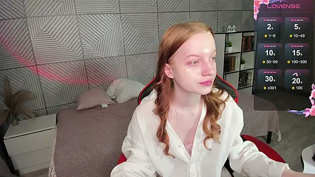 KellyMoans online show from July 14, 1:17 am