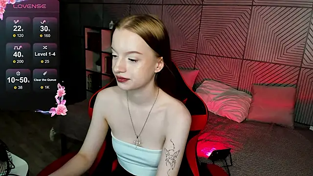 KellyMoans online show from July 21, 10:49 am