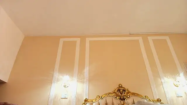 AuroraRenard online show from July 21, 11:22 am