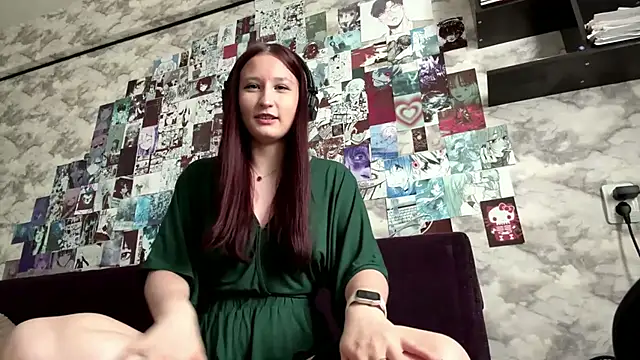 SuzanMoote online show from July 10, 12:16 pm