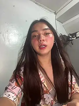 EtherealRae online show from July 10, 7:25 pm