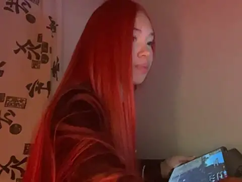 ElizElara online show from July 24, 2:42 am