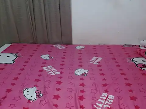 Hotpeachyx online show from July 29, 2:44 am