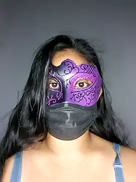 SerenaVale online show from July 18, 3:47 pm