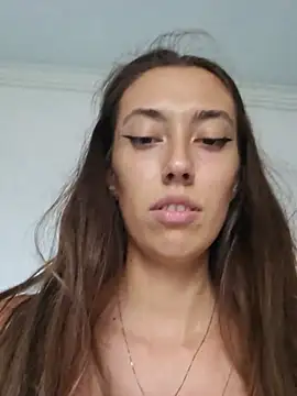 VirginPussySquirt online show from July 21, 5:24 pm