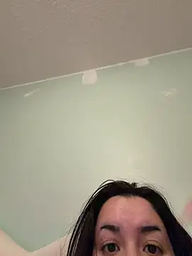 lolahott23 online show from July 28, 5:49 am