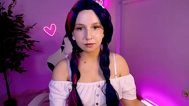 NellyDrew online show from July 12, 10:16 am