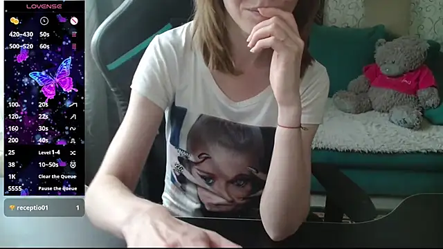   Alisa   online show from July 27, 4:04 pm