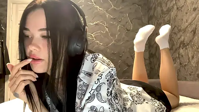 Astrid XxX online show from July 21, 6:41 pm
