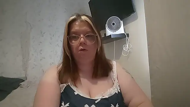 Sinful-Hope online show from July 21, 5:46 pm