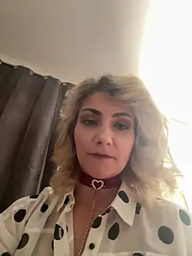 I amKatarina online show from July 15, 2:00 pm