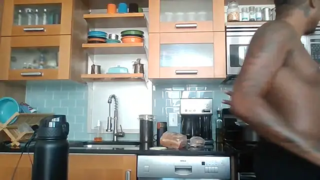 Bigtreatofficial online show from July 23, 4:15 pm