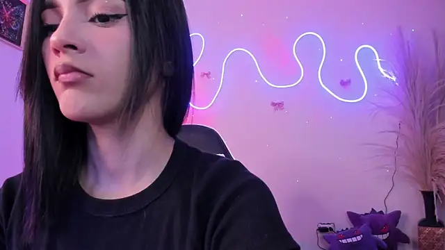 CarolineEvanss 11 online show from July 24, 2:09 am
