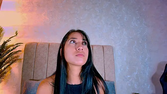 Lia-Turner online show from July 23, 5:32 pm