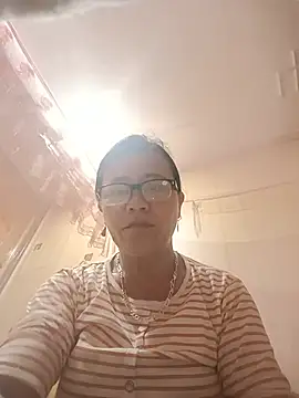Chilly-wet online show from July 28, 10:42 pm