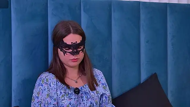 JulietteHembers online show from July 16, 10:53 am