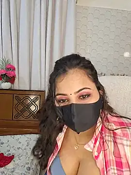 Bristy--- online show from July 28, 9:03 pm