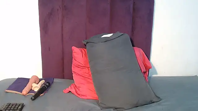 Vivi-ann online show from July 29, 2:11 am