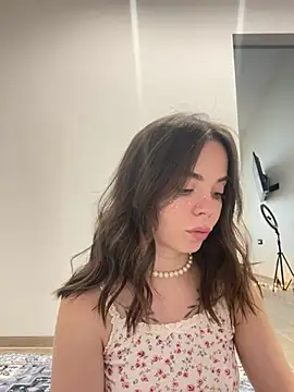 19 PetiteEilish 97 online show from July 25, 12:34 pm