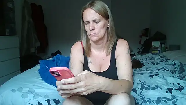 CheekyNicky online show from July 17, 2:32 pm