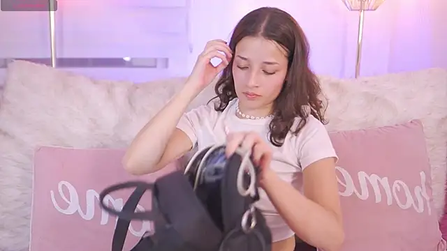 BellaVince online show from July 24, 8:38 pm