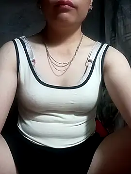 Isabella-aa online show from July 18, 9:17 pm