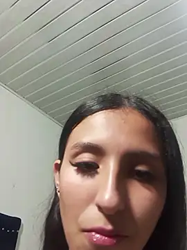 mariana sofia online show from July 24, 2:09 am