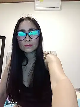 Sophia Blakke online show from July 18, 7:44 am