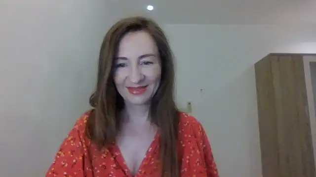 Sweet Poeme online show from July 16, 1:48 pm