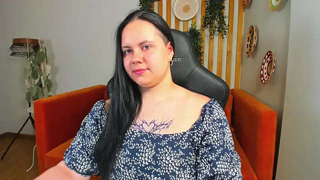 DaisyHarts online show from July 21, 4:19 pm