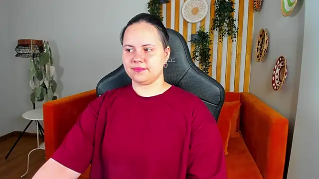 DaisyHarts online show from July 19, 5:20 am