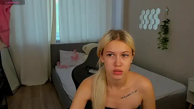 ChloexBarbie online show from July 21, 12:55 am