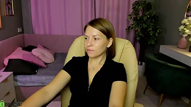 Kira Miragee online show from July 24, 2:09 am