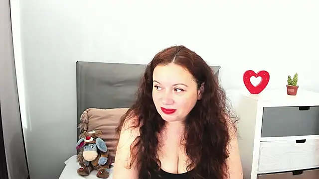 ElisabethLovee online show from July 13, 2:29 pm
