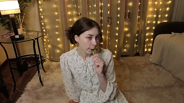 LauraleeSadiq online show from July 29, 8:09 pm