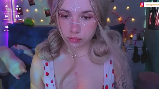 AhegaoWaifu online show from July 24, 1:14 am