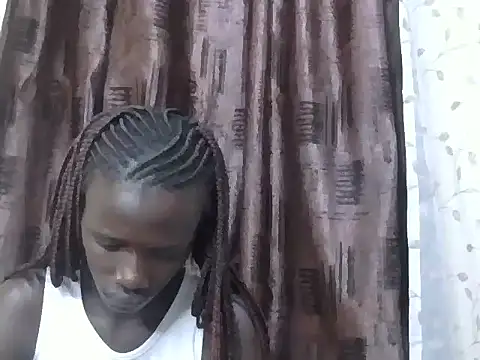 Queanah online show from July 28, 5:02 pm