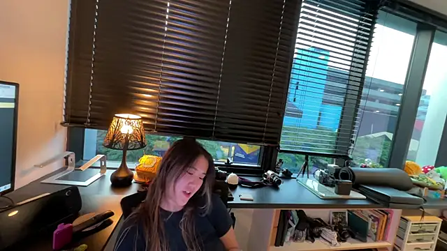 kaylawang online show from July 30, 12:00 am