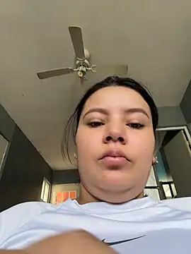 AlondraSoomers online show from July 13, 6:41 pm
