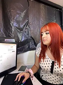 Roxy Fox 2 online show from July 14, 3:49 pm