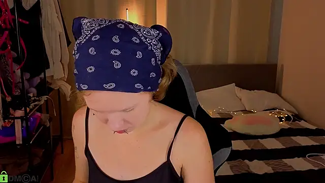 VioletDesiree online show from July 29, 1:05 am