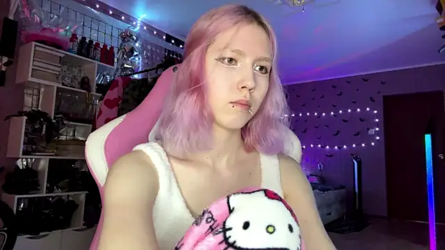 lonely bunny online show from July 16, 3:05 pm