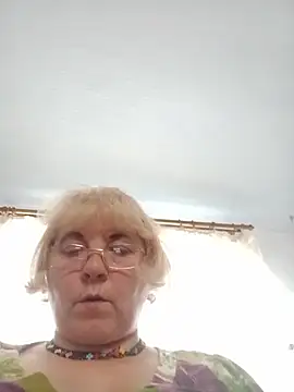 Elena Beautiful784 online show from July 15, 3:28 pm