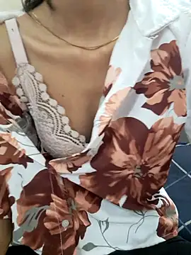 sexy parul8 online show from August 9, 5:38 pm