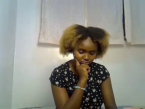 Chelsey 18 online show from July 18, 4:09 pm