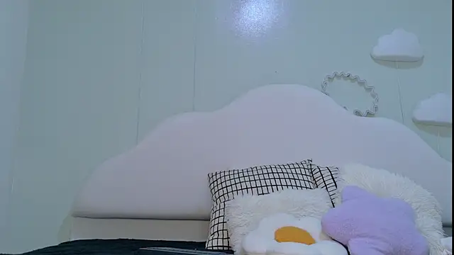 NoeliaSaenz   online show from July 27, 9:06 am