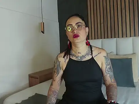 NoeliaSaenz   online show from July 20, 2:25 am