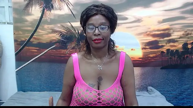Applepiexx32 online show from July 28, 6:31 pm