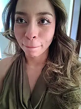 LuluBerry7 online show from July 26, 8:38 pm