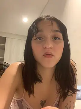 ruemi rose online show from July 23, 4:09 am